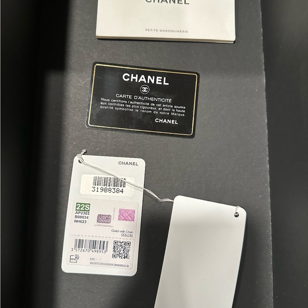Traded💝 Chanel vanity - Picture 6 of 6